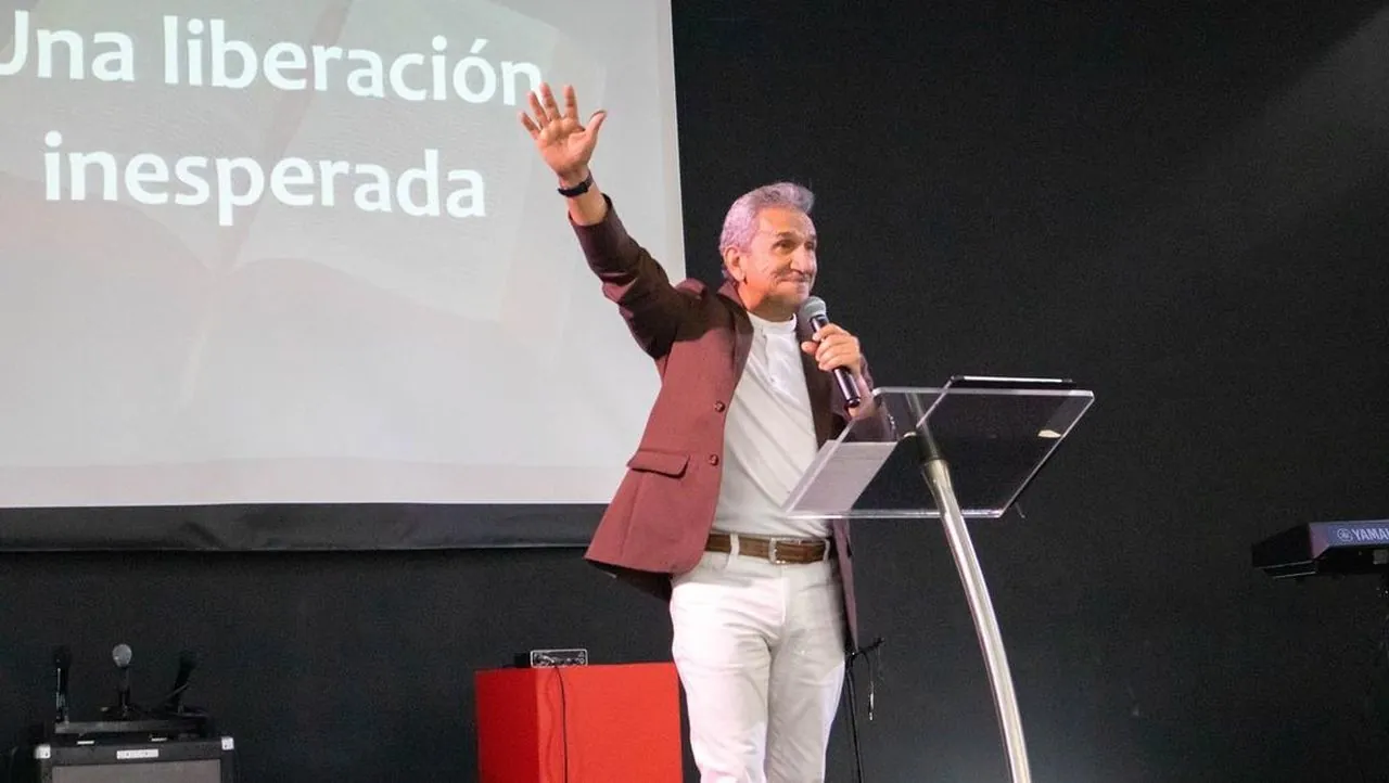 Pastor Edier Izquierdo